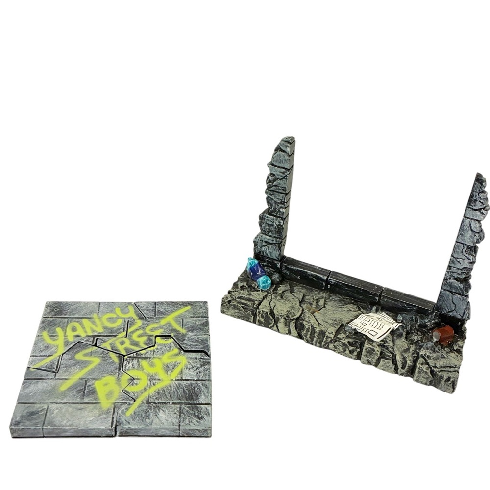 Marvel Legends The Thing Diorama Toybiz Action Figure Accessory‎ Wall